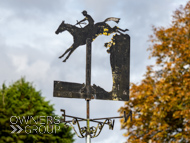 NH051025-66 - Nicky Henderson Stable Visit